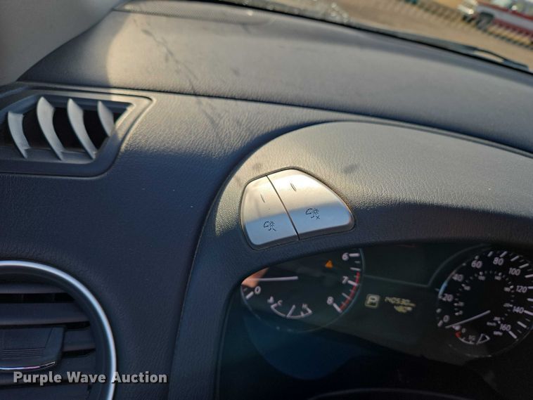 image for item ET5352 2013 Nissan Pathfinder SUV