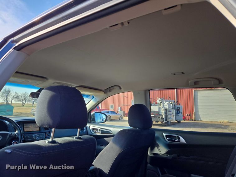 image for item ET5352 2013 Nissan Pathfinder SUV