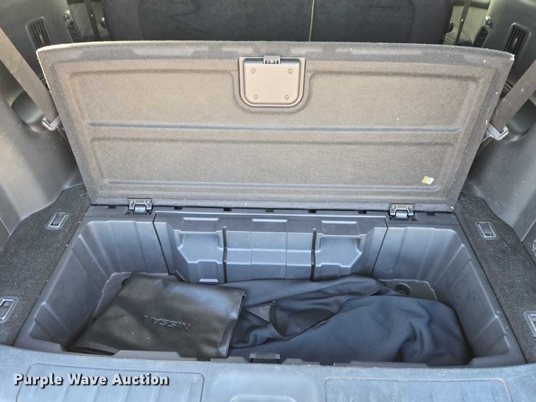 image for item ET5352 2013 Nissan Pathfinder SUV