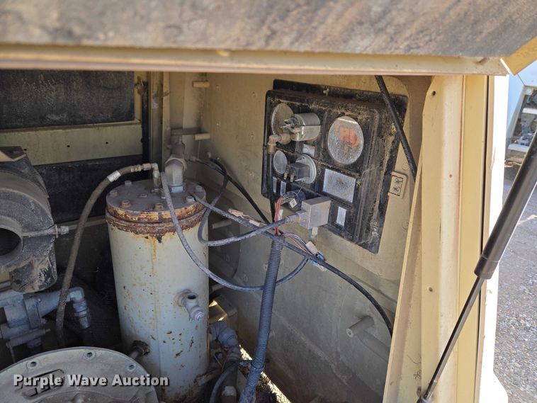 image for item ET5396 (2) Ingersoll Rand 185 air compressors