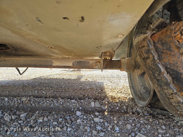 image for item ET5396 (2) Ingersoll Rand 185 air compressors