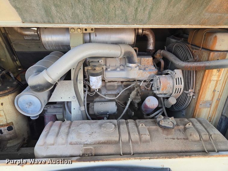 image for item ET5398 Ingersoll Rand 185WJD air compressor