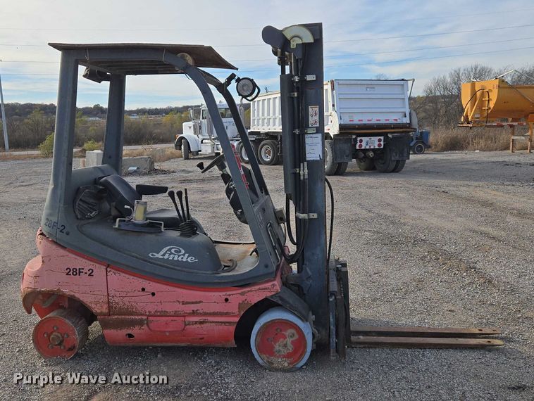 image for item ET5401 Linde H18CT-03 forklift