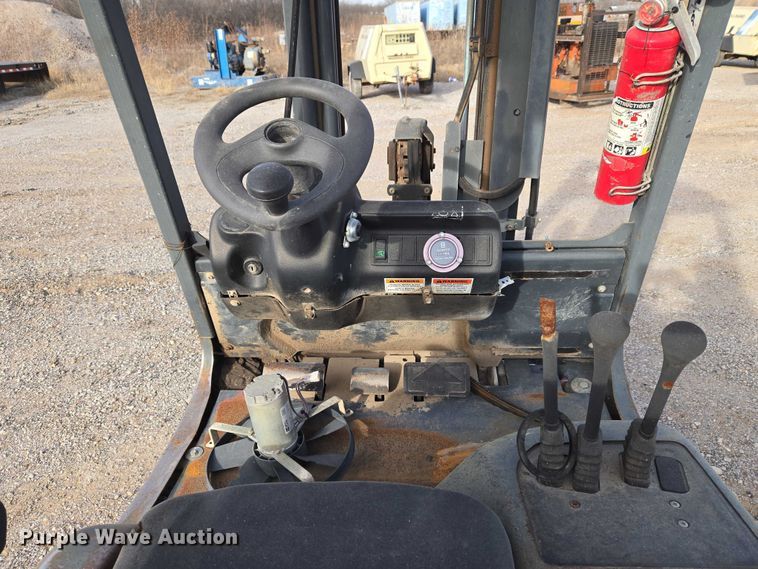 image for item ET5401 Linde H18CT-03 forklift