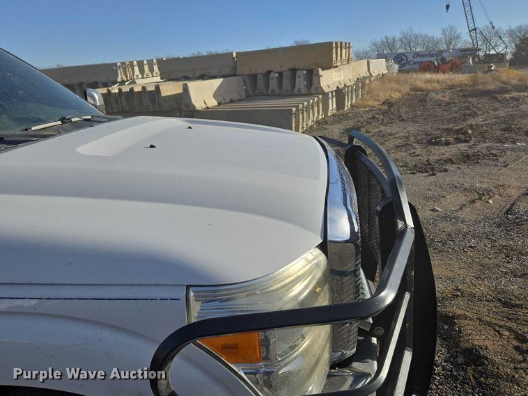 image for item ET5416 2012 Ford F250 Super Duty Crew Cab pickup truck