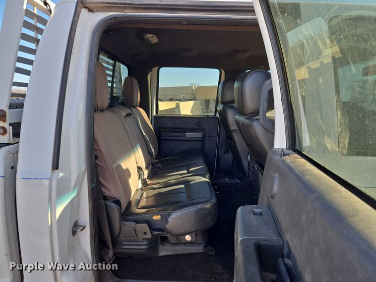 image for item ET5416 2012 Ford F250 Super Duty Crew Cab pickup truck