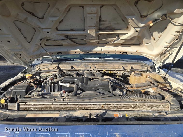 image for item ET5416 2012 Ford F250 Super Duty Crew Cab pickup truck