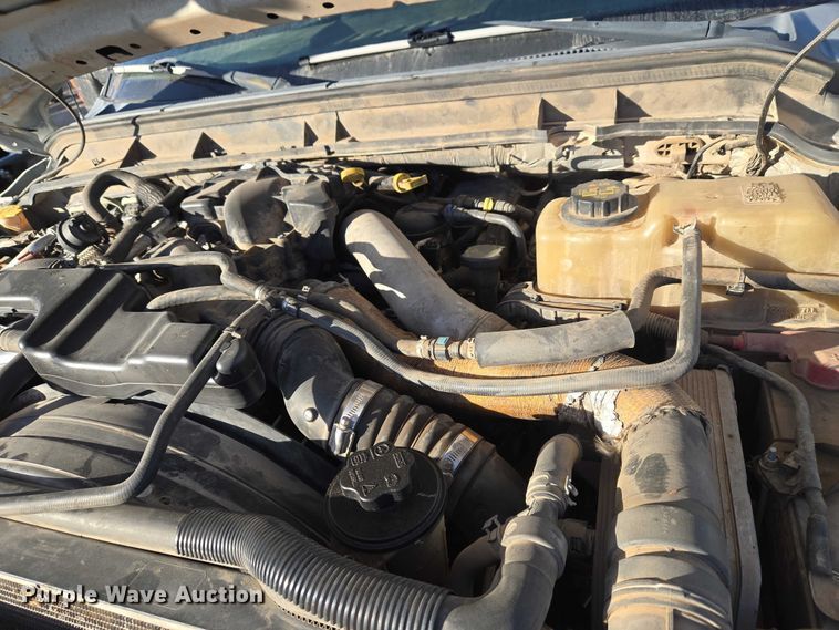 image for item ET5416 2012 Ford F250 Super Duty Crew Cab pickup truck