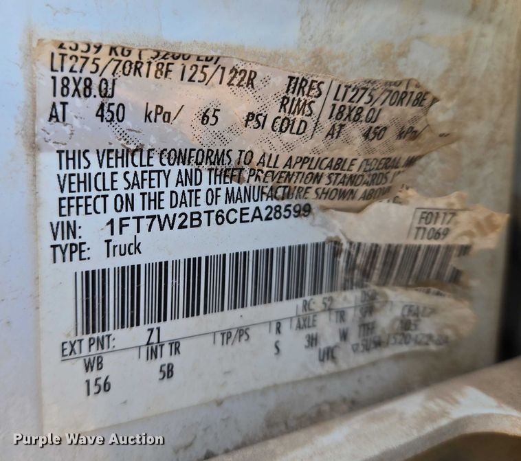 image for item ET5416 2012 Ford F250 Super Duty Crew Cab pickup truck