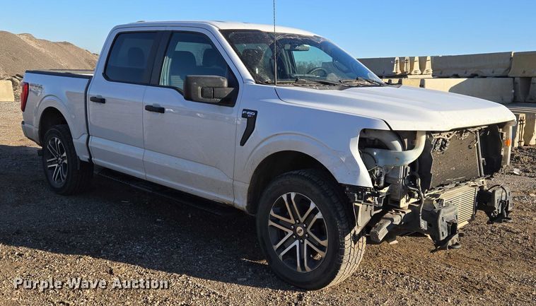 image for item ET5420 2021 Ford F150 SuperCrew pickup truck