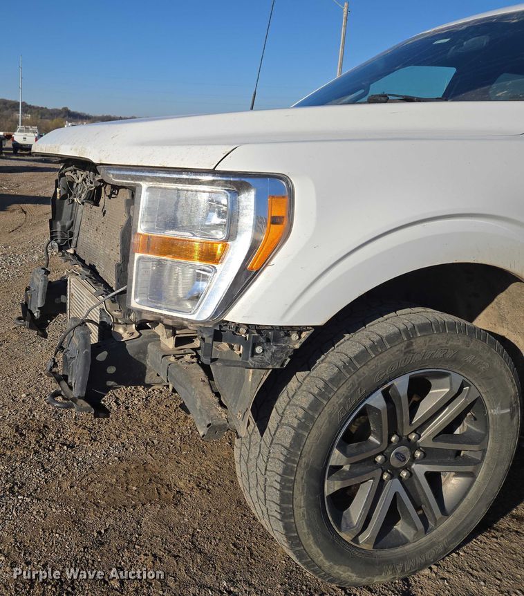 image for item ET5420 2021 Ford F150 SuperCrew pickup truck