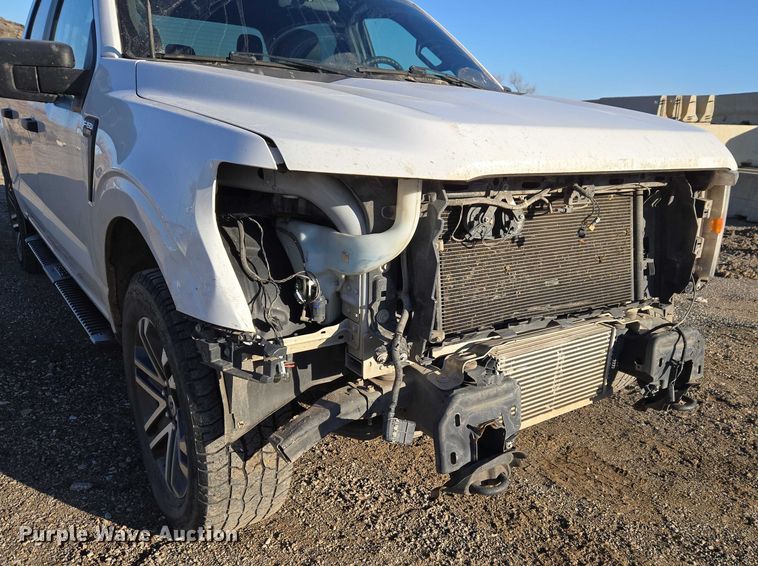 image for item ET5420 2021 Ford F150 SuperCrew pickup truck