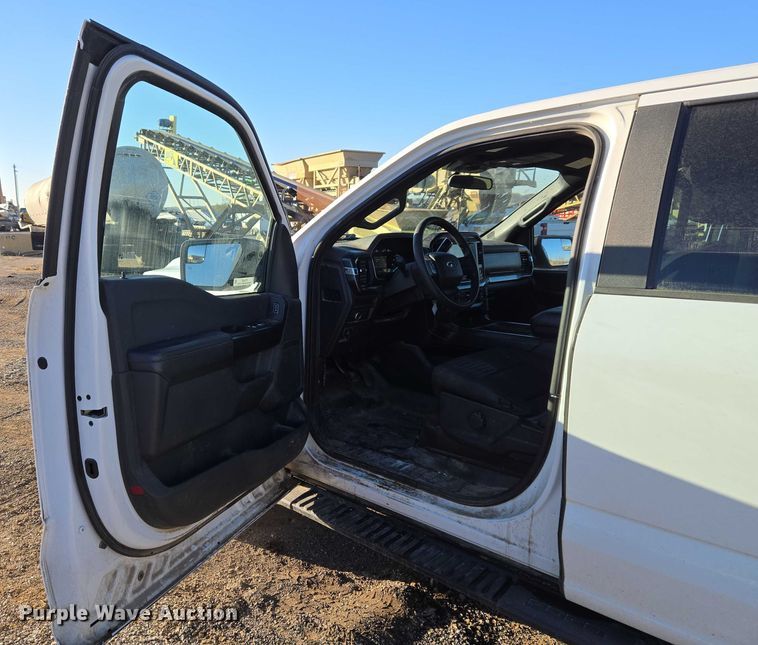 image for item ET5420 2021 Ford F150 SuperCrew pickup truck