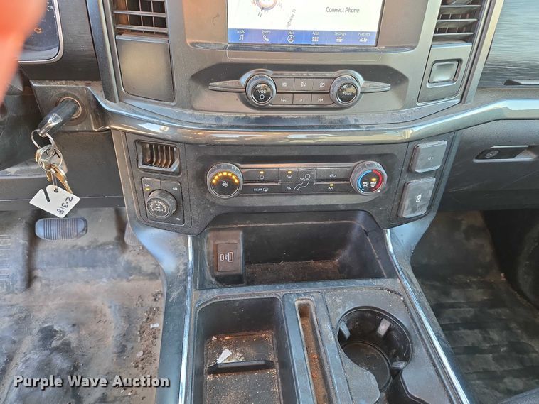 image for item ET5420 2021 Ford F150 SuperCrew pickup truck