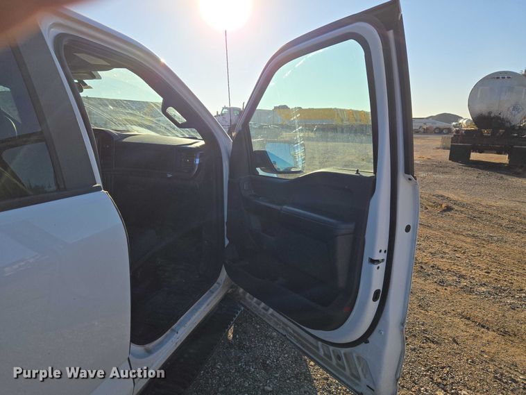 image for item ET5420 2021 Ford F150 SuperCrew pickup truck