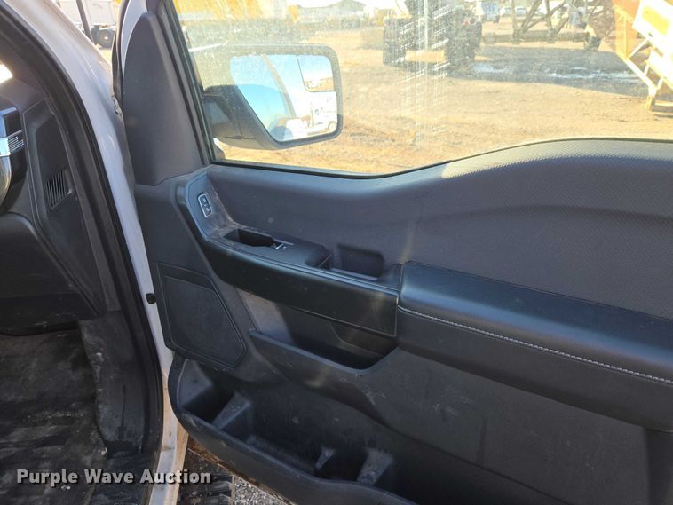 image for item ET5420 2021 Ford F150 SuperCrew pickup truck