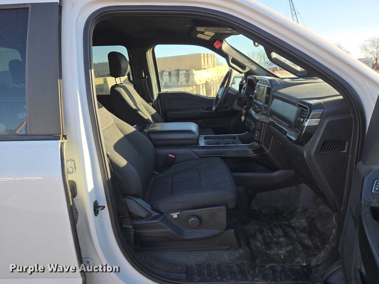 image for item ET5420 2021 Ford F150 SuperCrew pickup truck