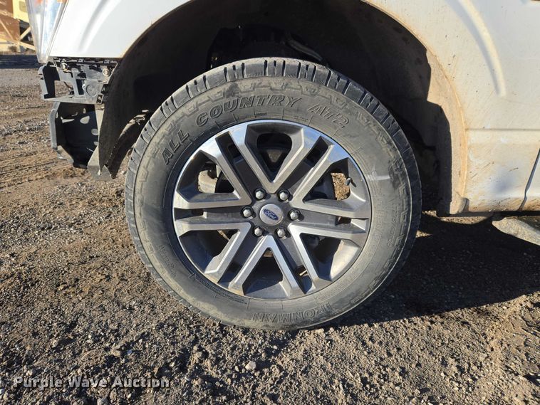 image for item ET5420 2021 Ford F150 SuperCrew pickup truck