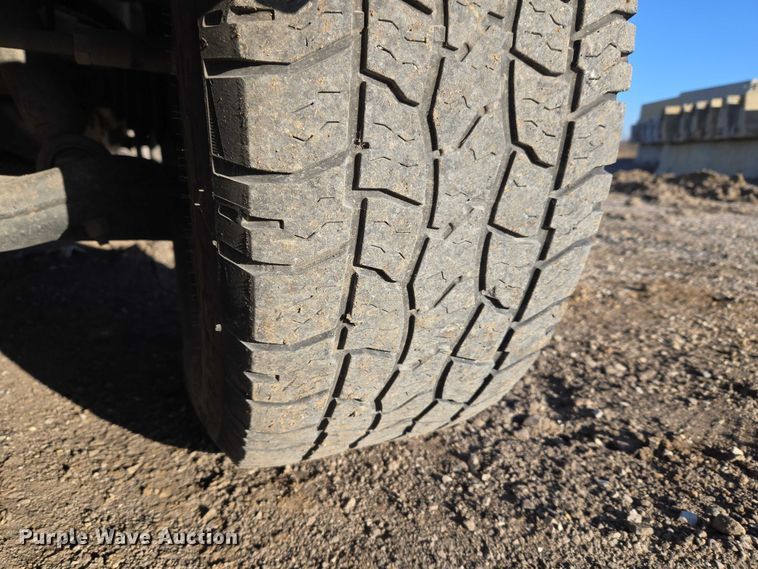 image for item ET5420 2021 Ford F150 SuperCrew pickup truck