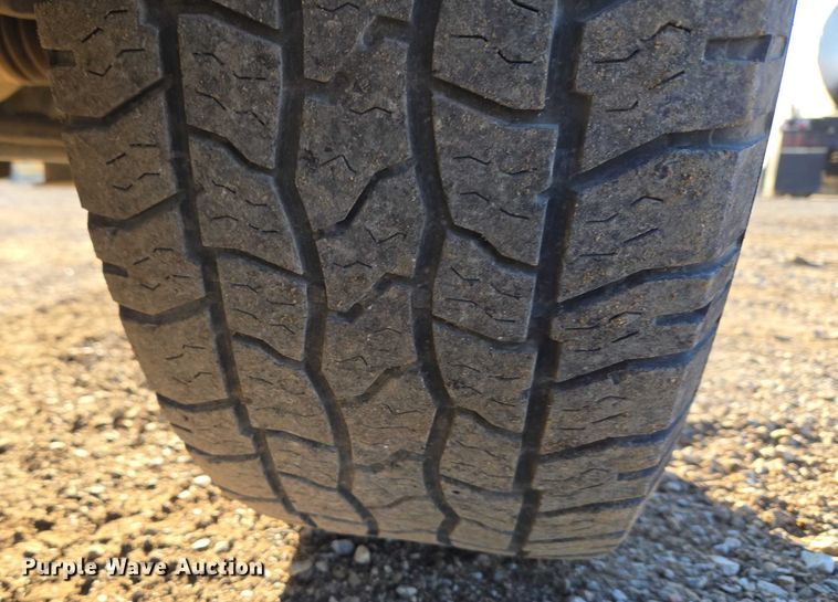 image for item ET5420 2021 Ford F150 SuperCrew pickup truck