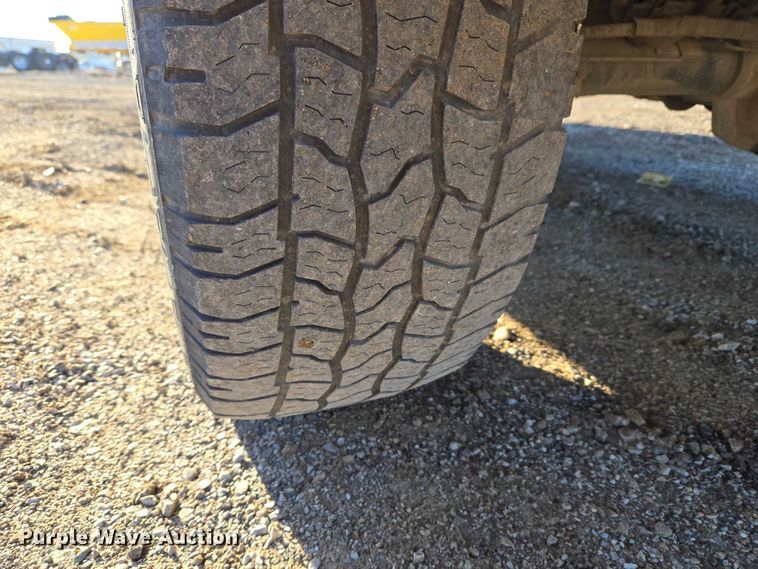 image for item ET5420 2021 Ford F150 SuperCrew pickup truck