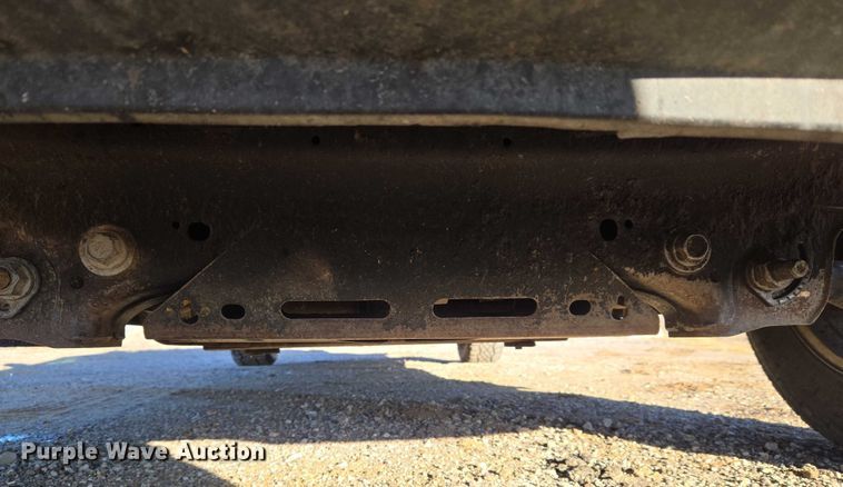 image for item ET5421 2019 Chevrolet Silverado 1500 Crew Cab pickup truck