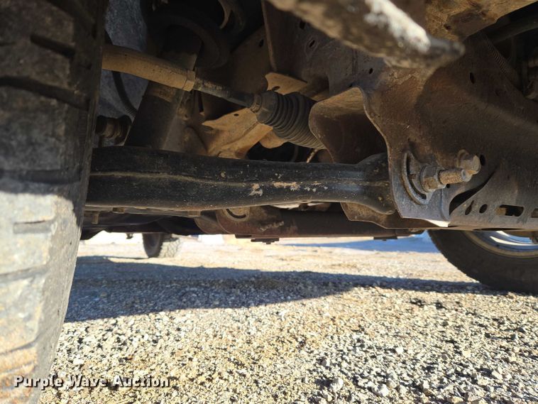 image for item ET5421 2019 Chevrolet Silverado 1500 Crew Cab pickup truck