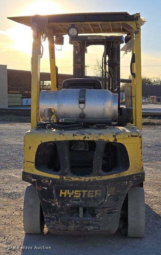 image for item ET5423 Hyster forklift