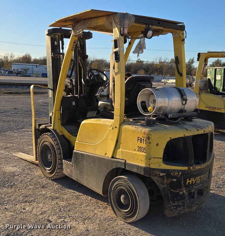 image for item ET5423 Hyster forklift