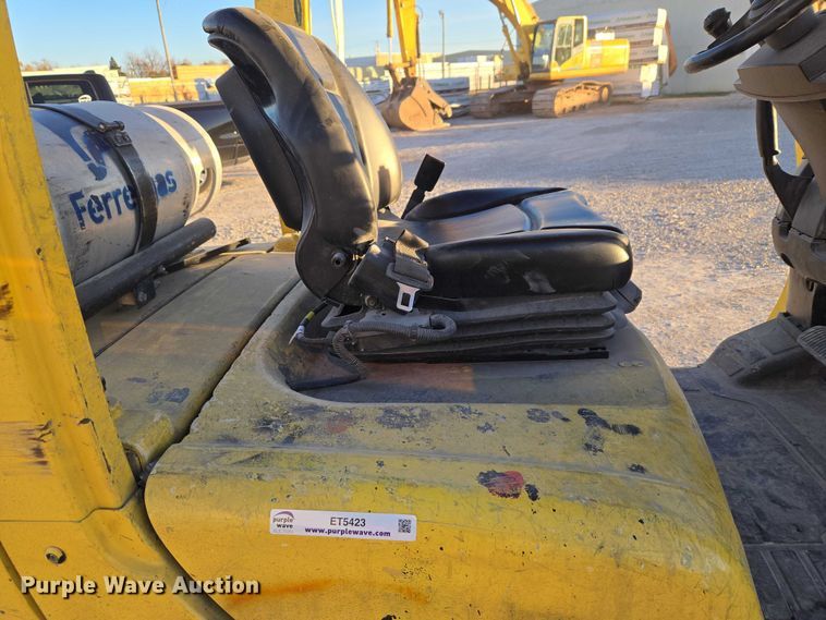 image for item ET5423 Hyster forklift