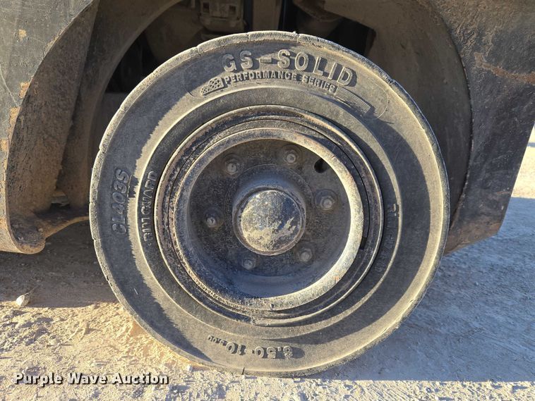 image for item ET5423 Hyster forklift