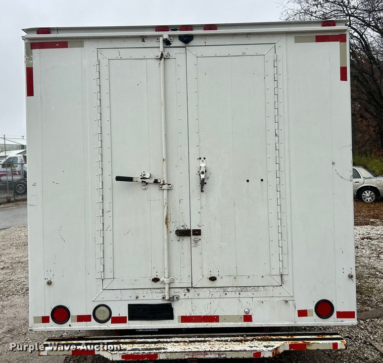 image for item ET6696 2021 Chevrolet Express 3500 delivery van