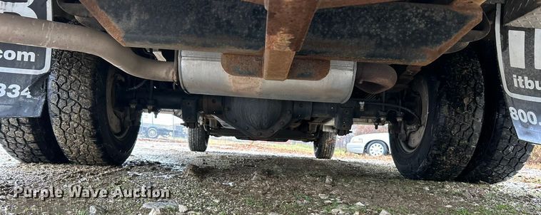 image for item ET6696 2021 Chevrolet Express 3500 delivery van