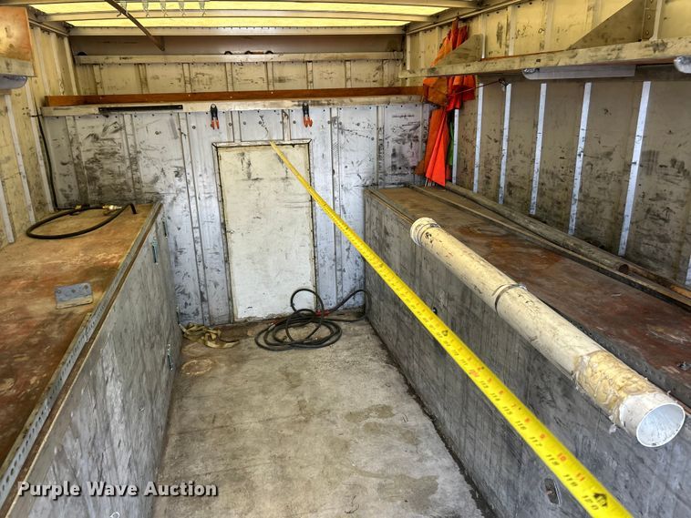 image for item ET6696 2021 Chevrolet Express 3500 delivery van