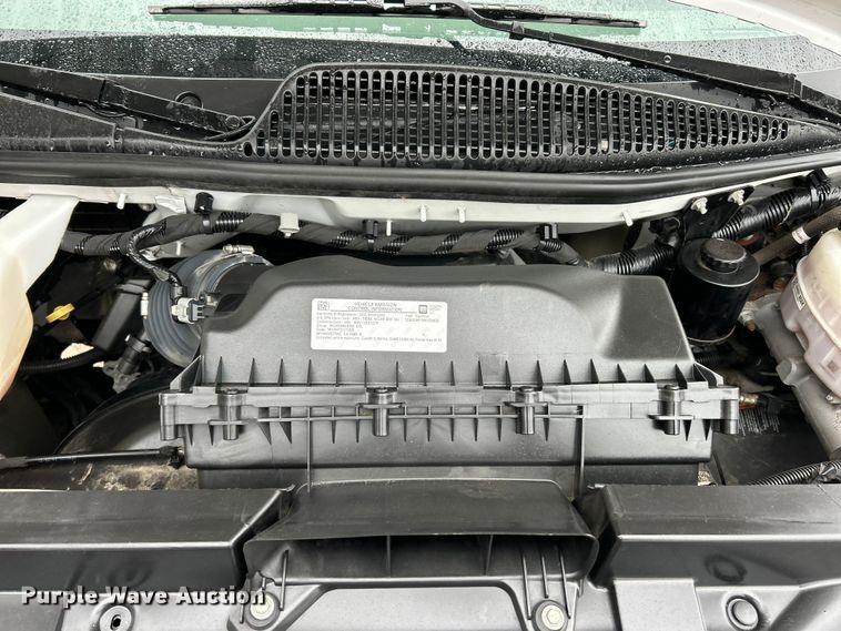 image for item ET6696 2021 Chevrolet Express 3500 delivery van