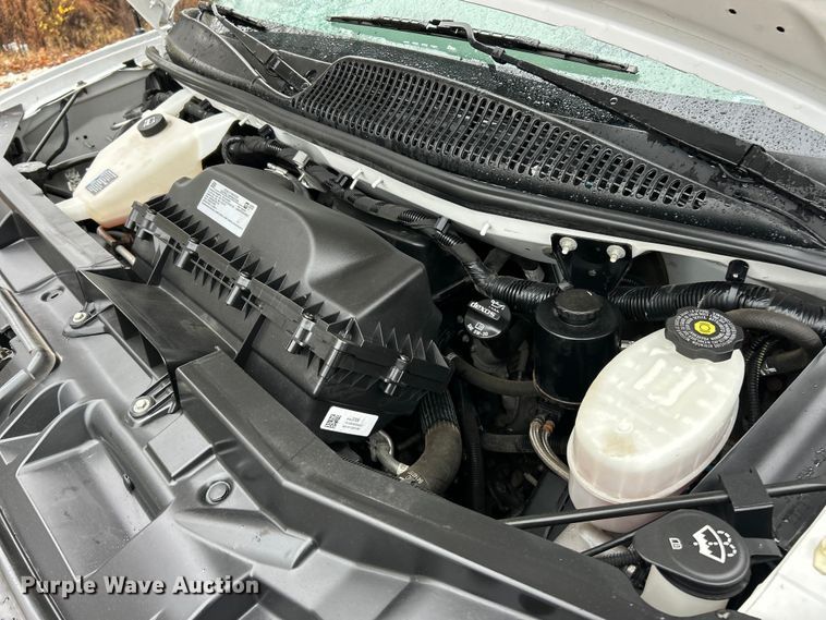 image for item ET6696 2021 Chevrolet Express 3500 delivery van