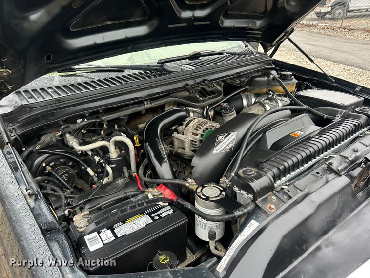 image for item ET6697 2006 Ford F350 Super Duty Lariat Crew Cab pickup truck