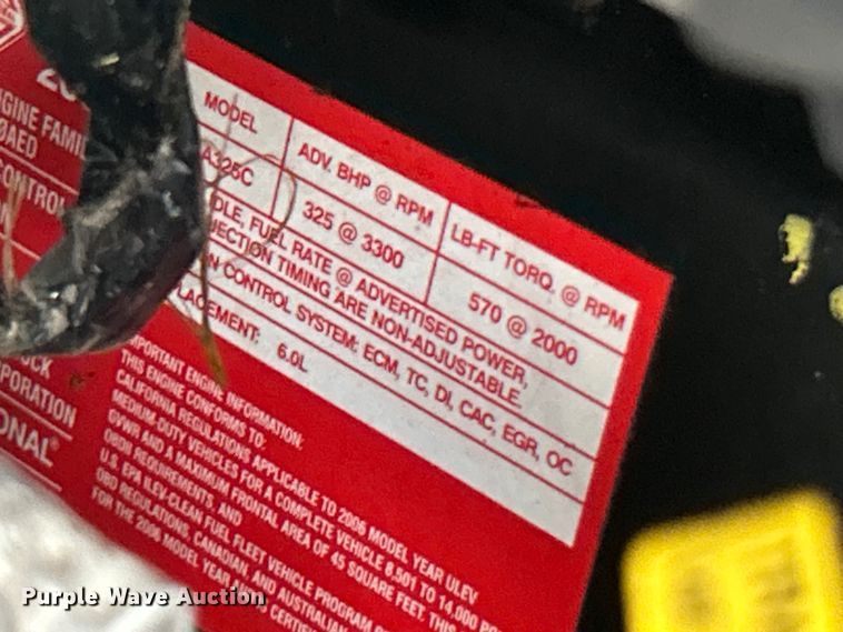 image for item ET6697 2006 Ford F350 Super Duty Lariat Crew Cab pickup truck