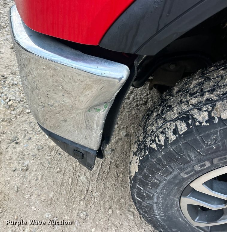 image for item ET6708 2021 GMC Sierra 2500HD SLT Crew Cab pickup truck