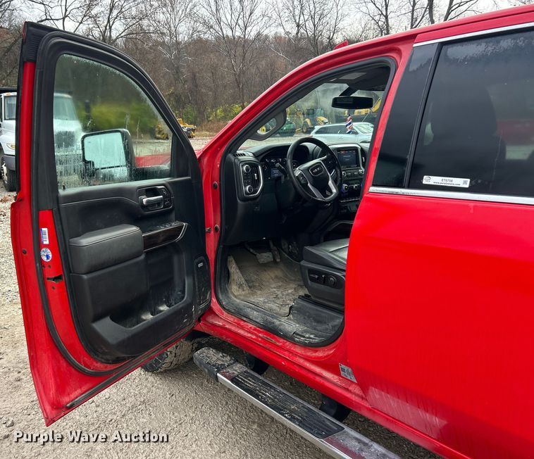 image for item ET6708 2021 GMC Sierra 2500HD SLT Crew Cab pickup truck