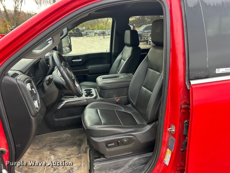 image for item ET6708 2021 GMC Sierra 2500HD SLT Crew Cab pickup truck