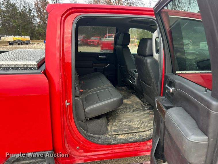 image for item ET6708 2021 GMC Sierra 2500HD SLT Crew Cab pickup truck