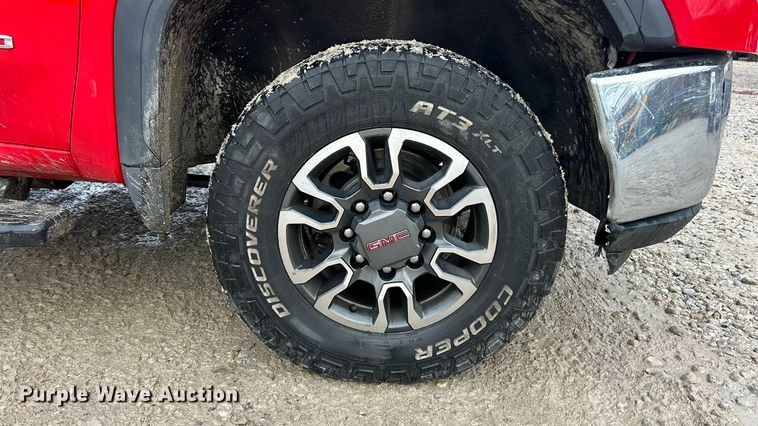 image for item ET6708 2021 GMC Sierra 2500HD SLT Crew Cab pickup truck