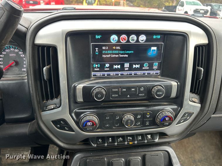 image for item ET6709 2019 GMC Sierra 2500HD SLT Crew Cab pickup truck