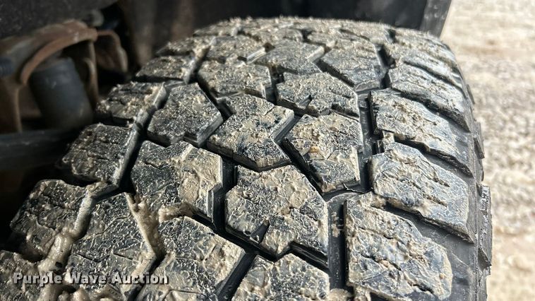 image for item ET6709 2019 GMC Sierra 2500HD SLT Crew Cab pickup truck