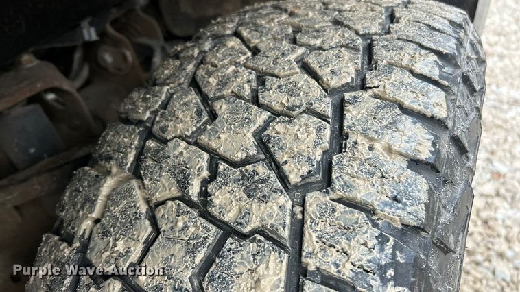 image for item ET6709 2019 GMC Sierra 2500HD SLT Crew Cab pickup truck