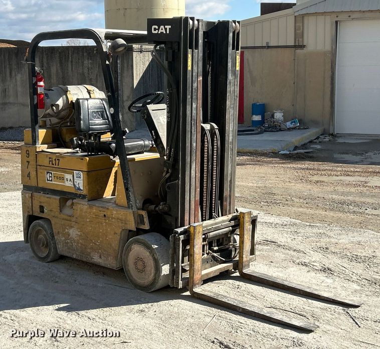 image for item ET6723 Caterpillar T50D SA forklift