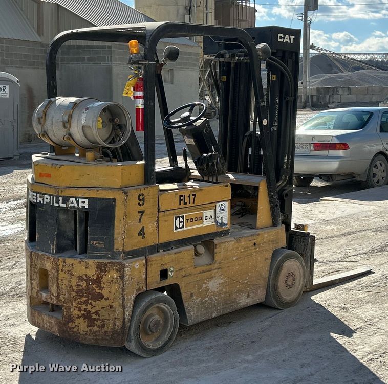 image for item ET6723 Caterpillar T50D SA forklift