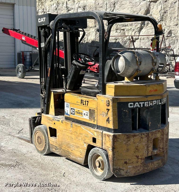 image for item ET6723 Caterpillar T50D SA forklift