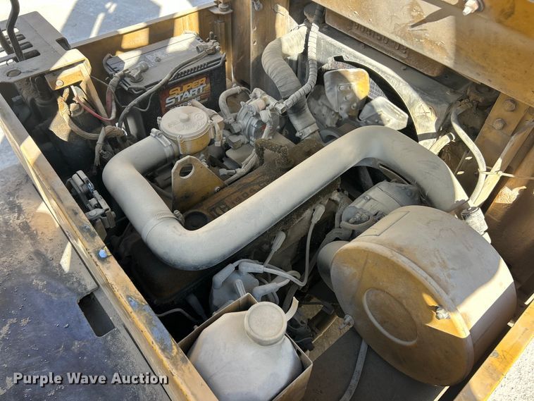 image for item ET6723 Caterpillar T50D SA forklift